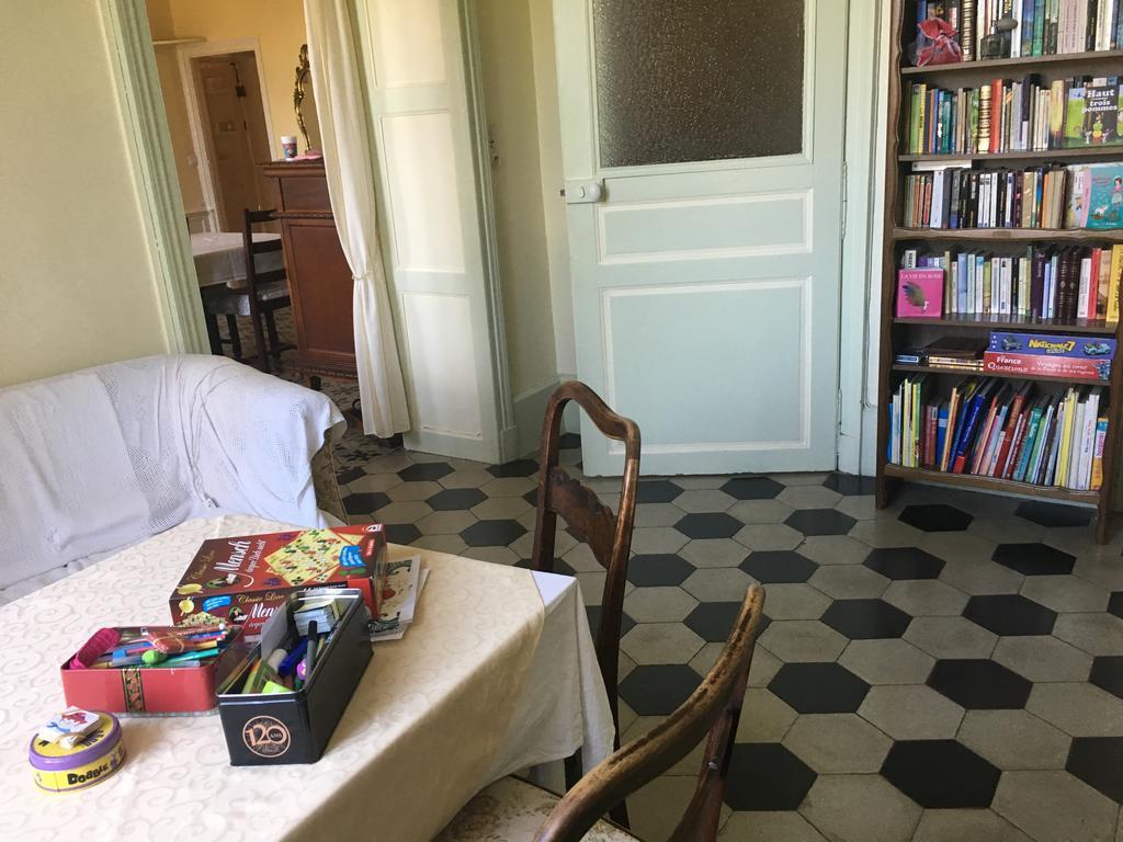 Chambres D'Hotes Et Roulotte Au Bonheur Du Parc Le Breuil  Buitenkant foto