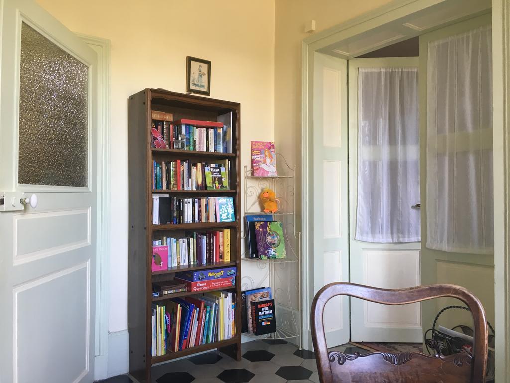 Chambres D'Hotes Et Roulotte Au Bonheur Du Parc Le Breuil  Buitenkant foto
